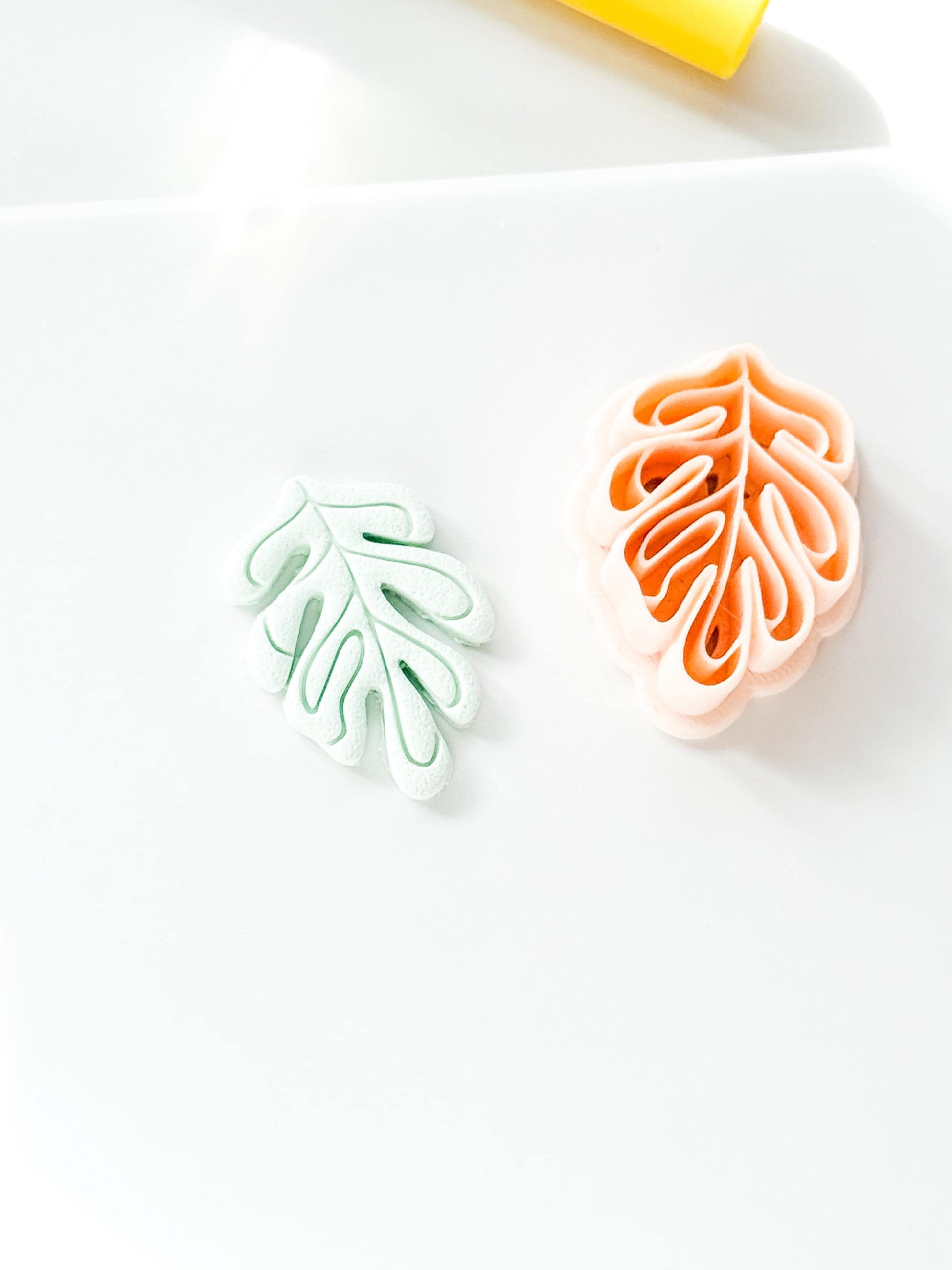 Soft Monstera Clay Cutter: Organic Leaf Line Design