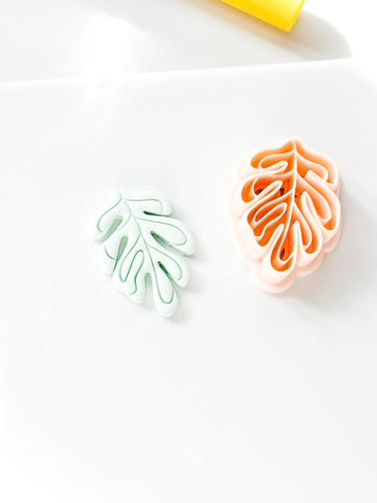 Soft Monstera Clay Cutter: Organic Leaf Line Design