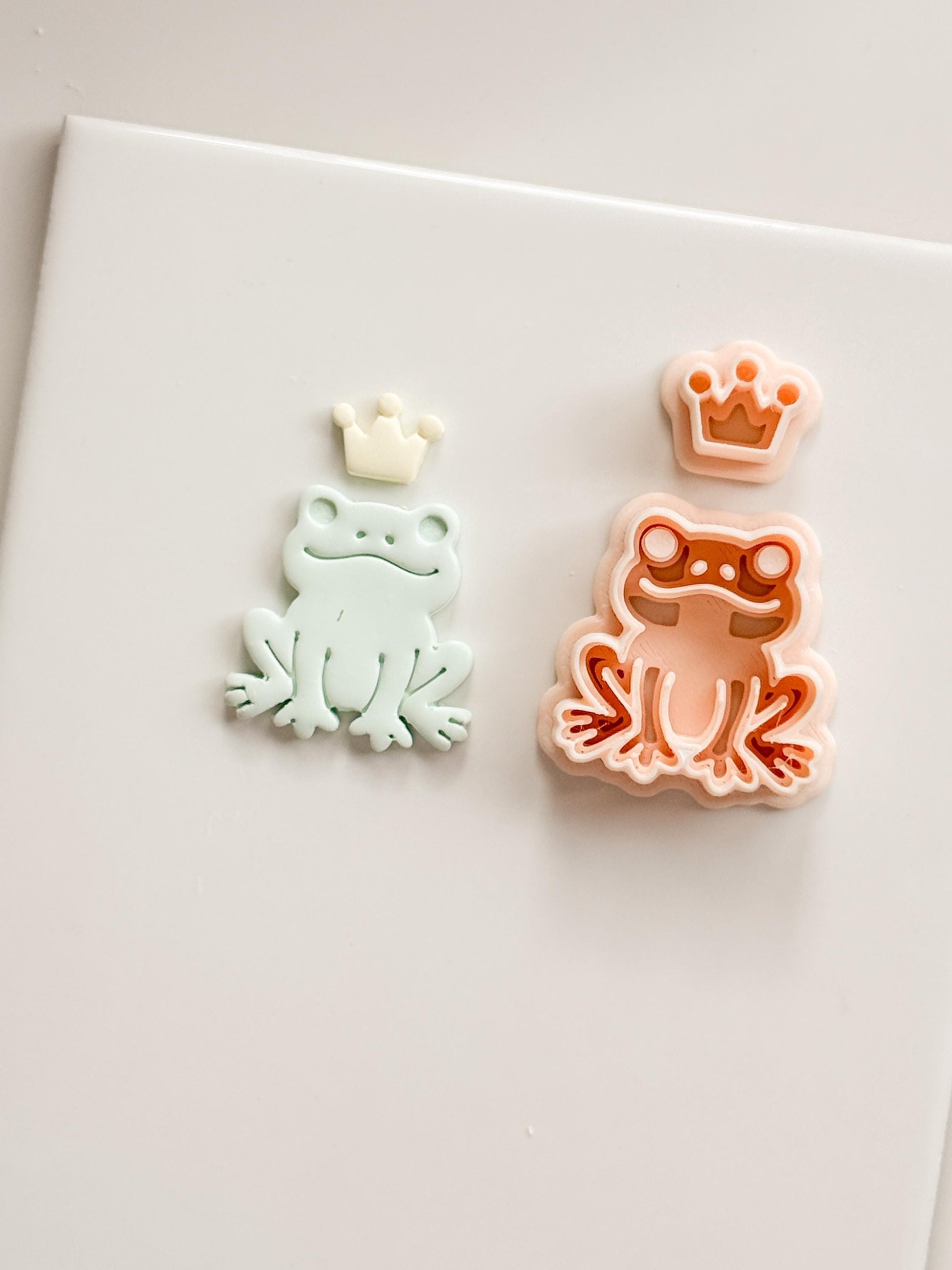 Royal Hopper Polymer Clay Cutter: Embossed Frog & Crown for Fairy Tale Earrings