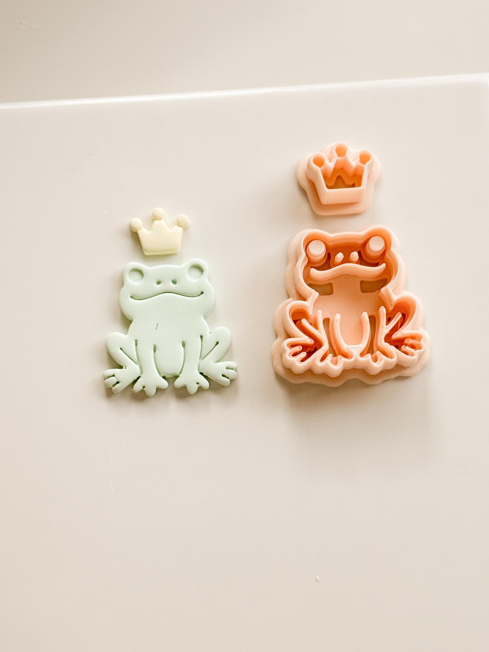 Royal Hopper Polymer Clay Cutter: Embossed Frog & Crown for Fairy Tale Earrings