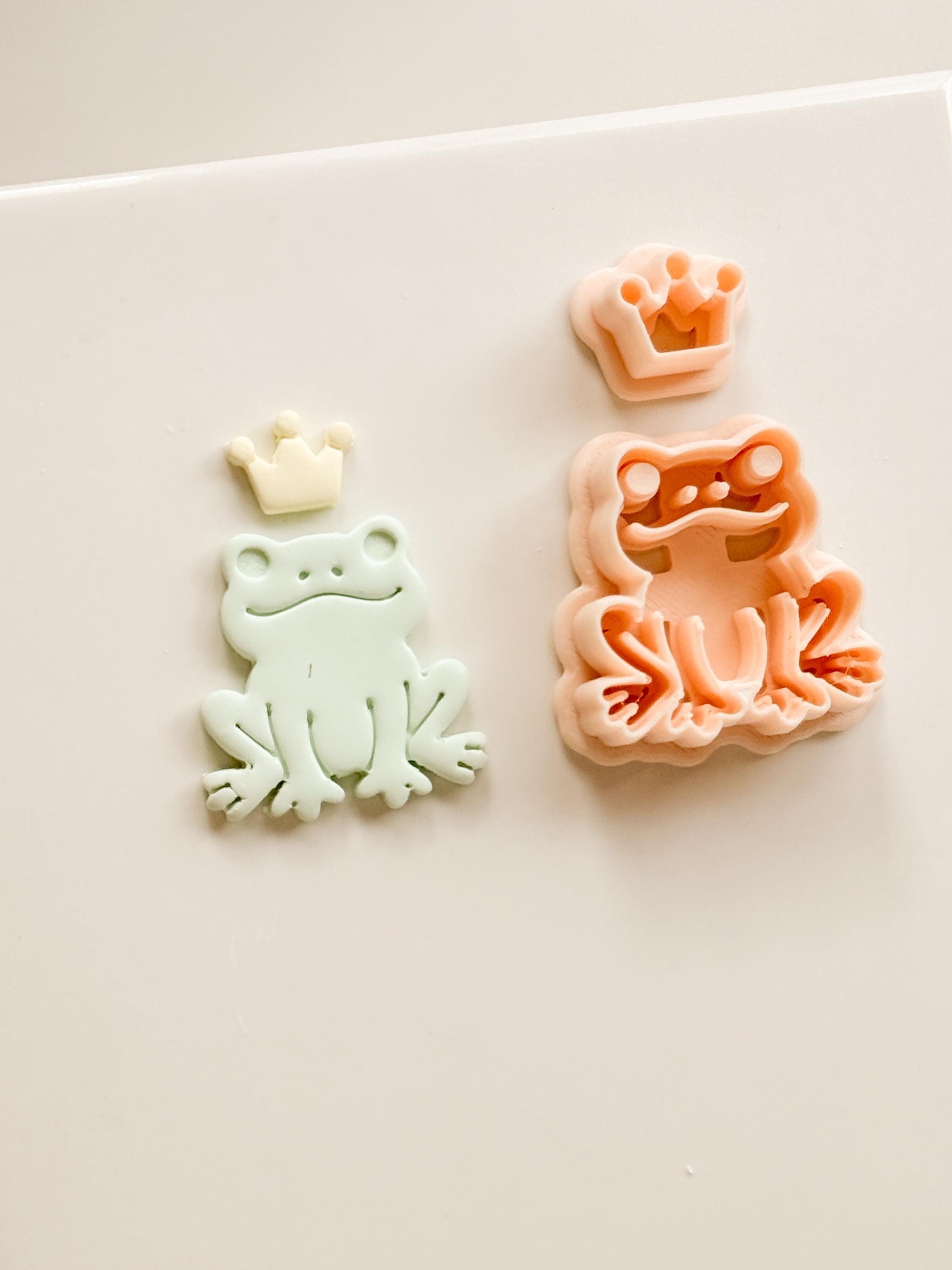 Royal Hopper Polymer Clay Cutter: Embossed Frog & Crown for Fairy Tale Earrings