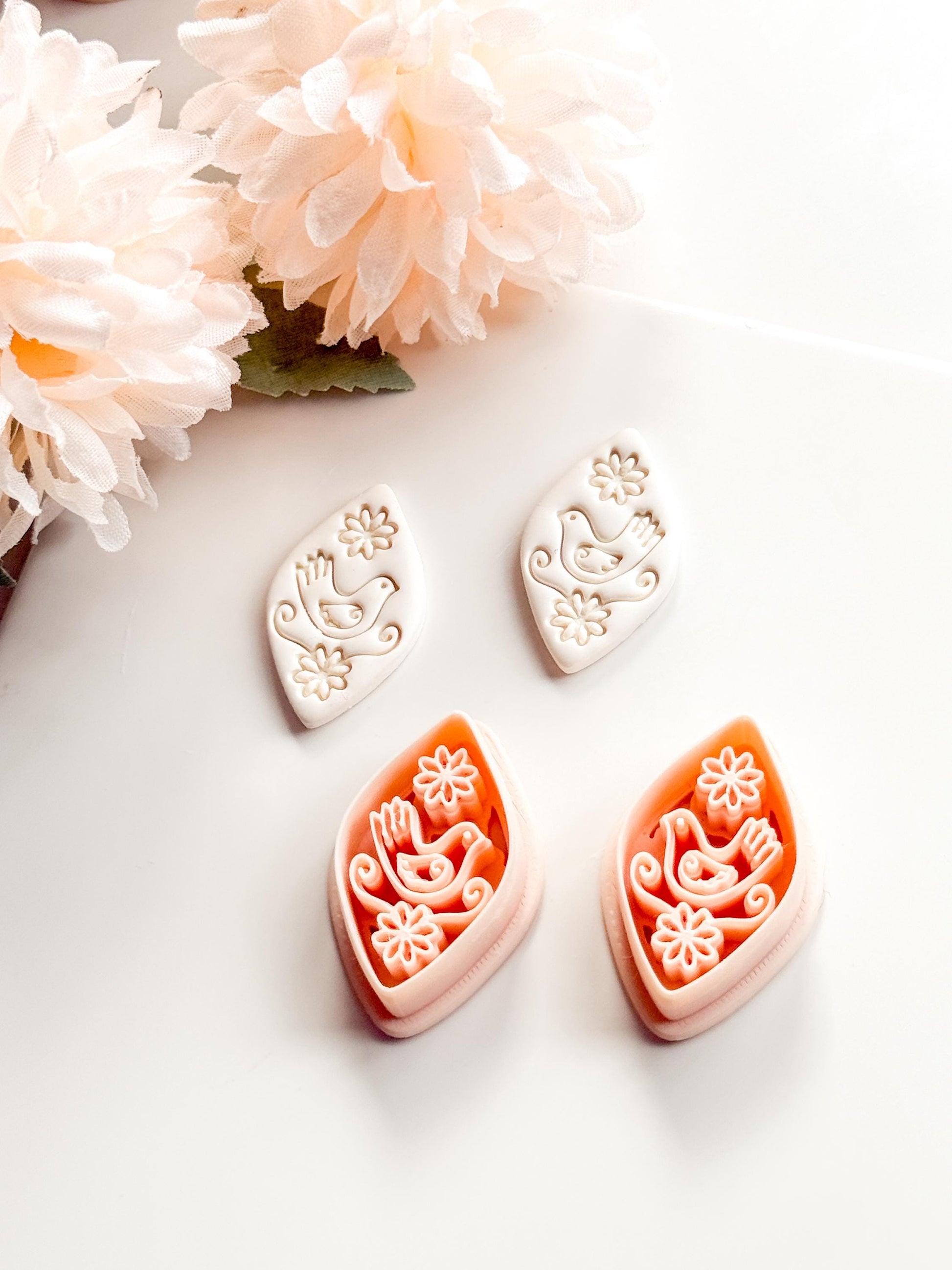 Tia Bird Polymer Clay Cutter: Folk Art Songbird Embosser