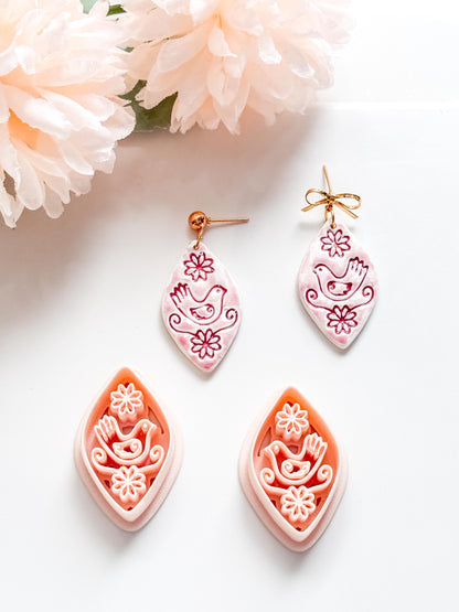 Tia Bird Polymer Clay Cutter: Folk Art Songbird Embosser