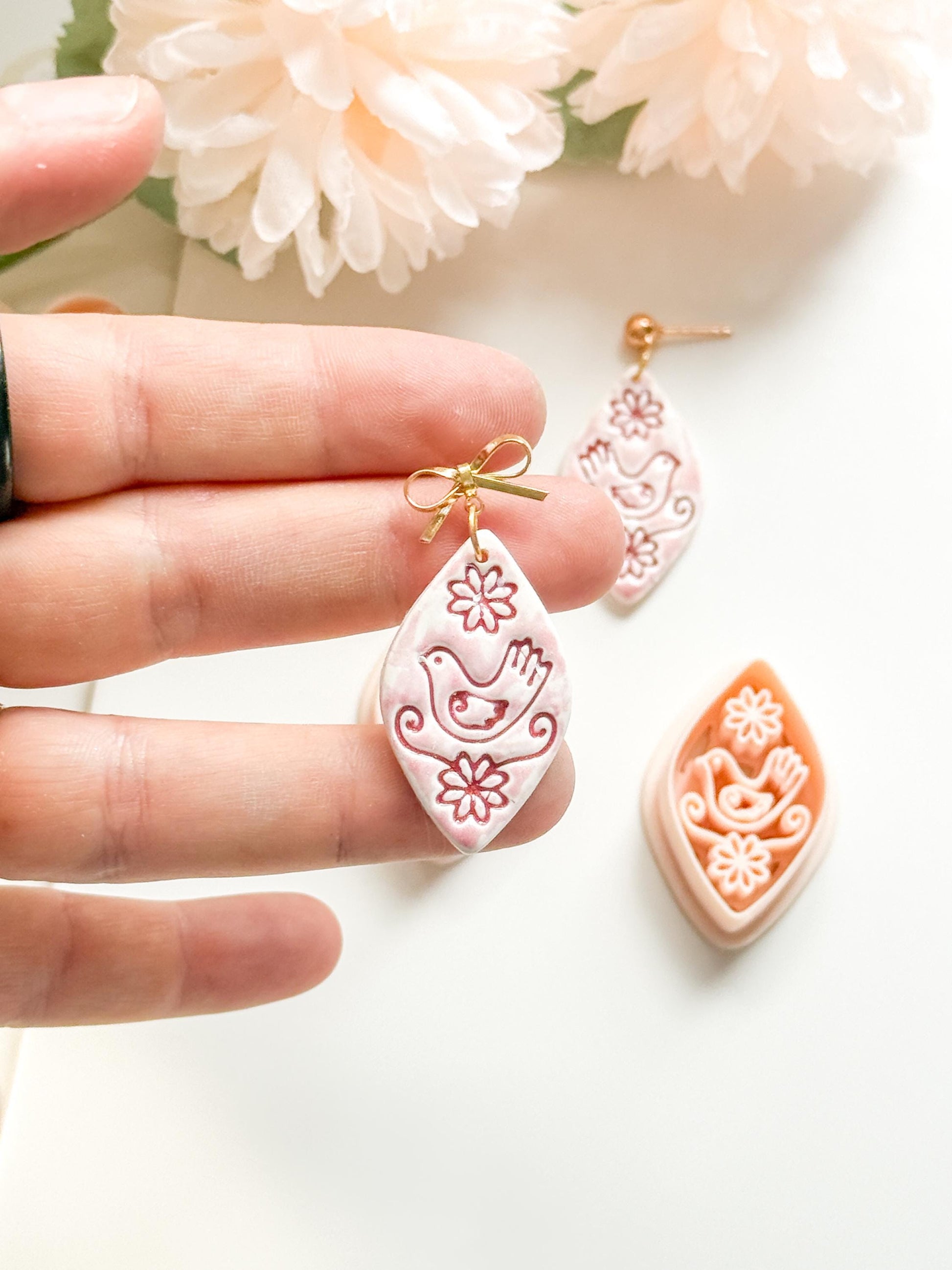 Tia Bird Polymer Clay Cutter: Folk Art Songbird Embosser