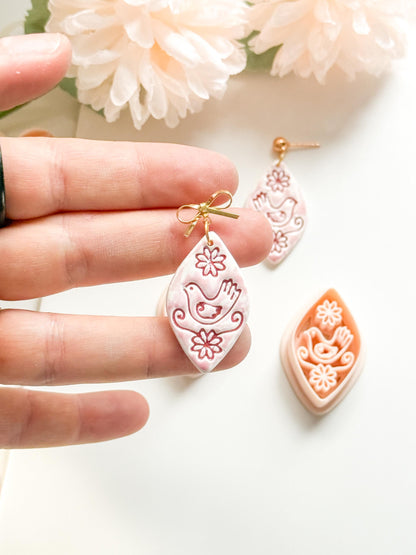 Tia Bird Polymer Clay Cutter: Folk Art Songbird Embosser