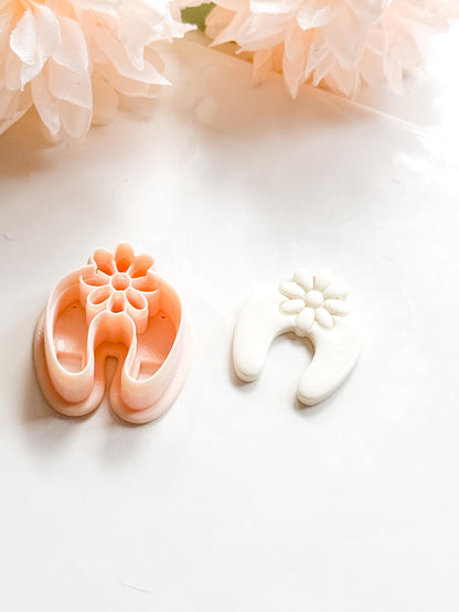 Arch Lila Clay Cutter: Floral U-Shape Design for Polymer Clay Jewelry