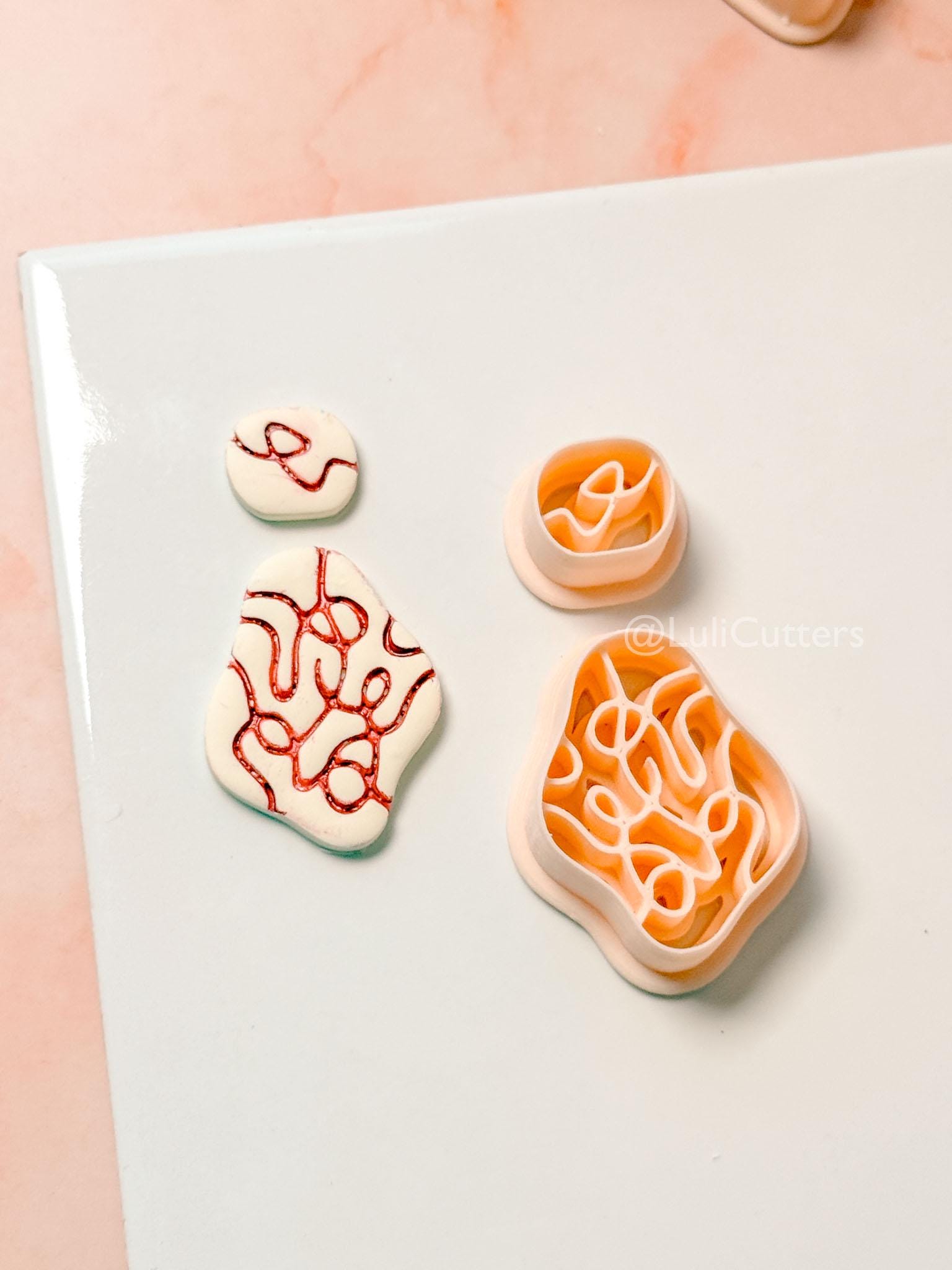 Soft Chaos Clay Cutter: Abstract Organic Line Design