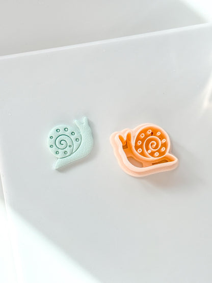 Tiny Traveler Clay Cutter: Whimsical Snail Design