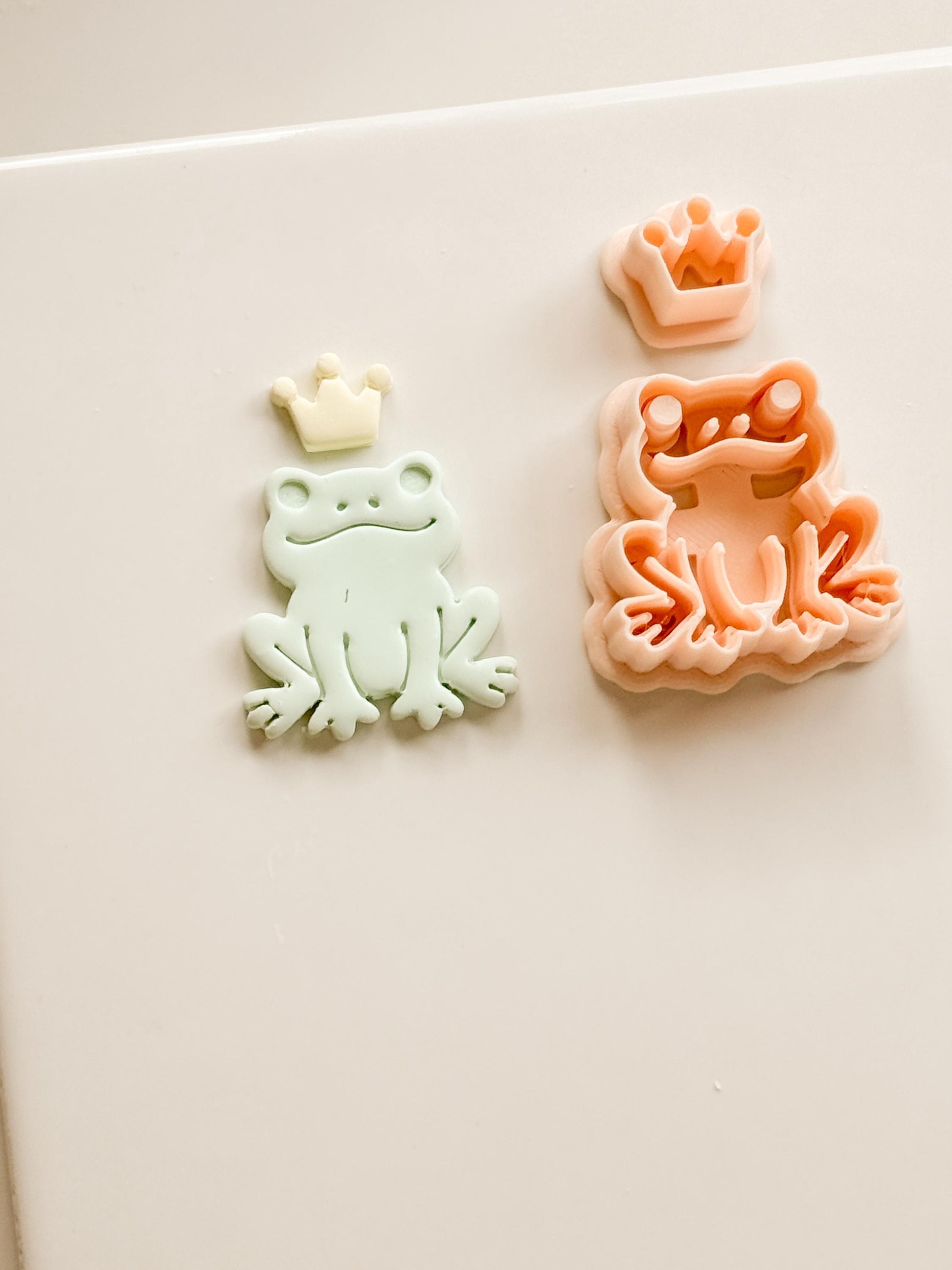 Royal Hopper Polymer Clay Cutter: Embossed Frog & Crown for Fairy Tale Earrings