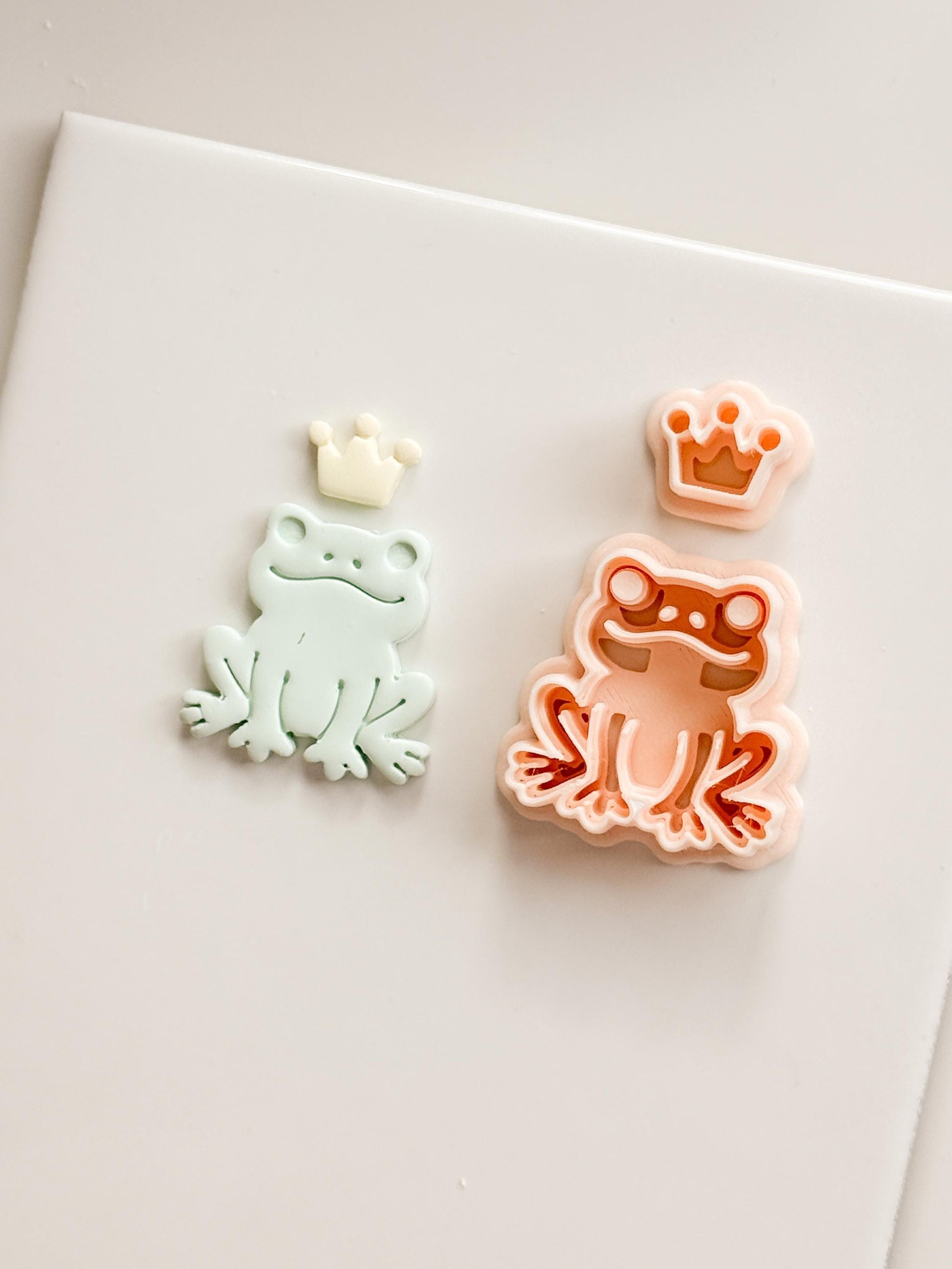 Royal Hopper Polymer Clay Cutter: Embossed Frog & Crown for Fairy Tale Earrings