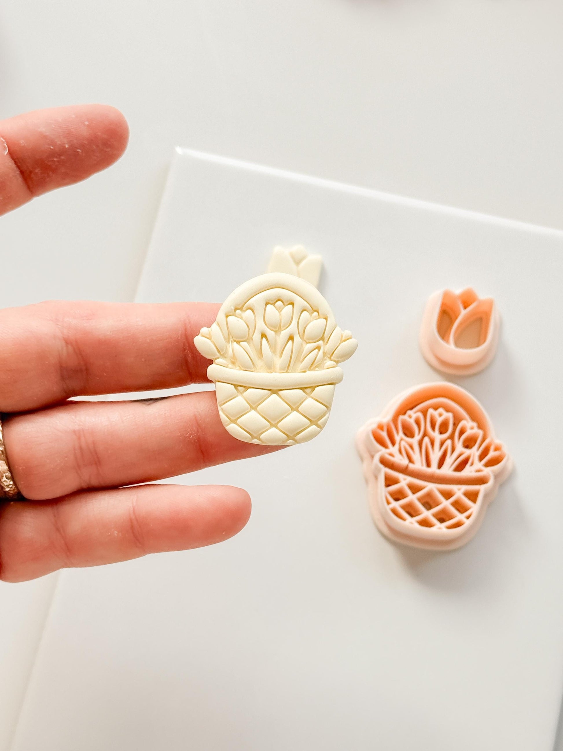 Tulip Basket Polymer Clay Cutter: Embossed Floral Set & Mini Bloom for Spring