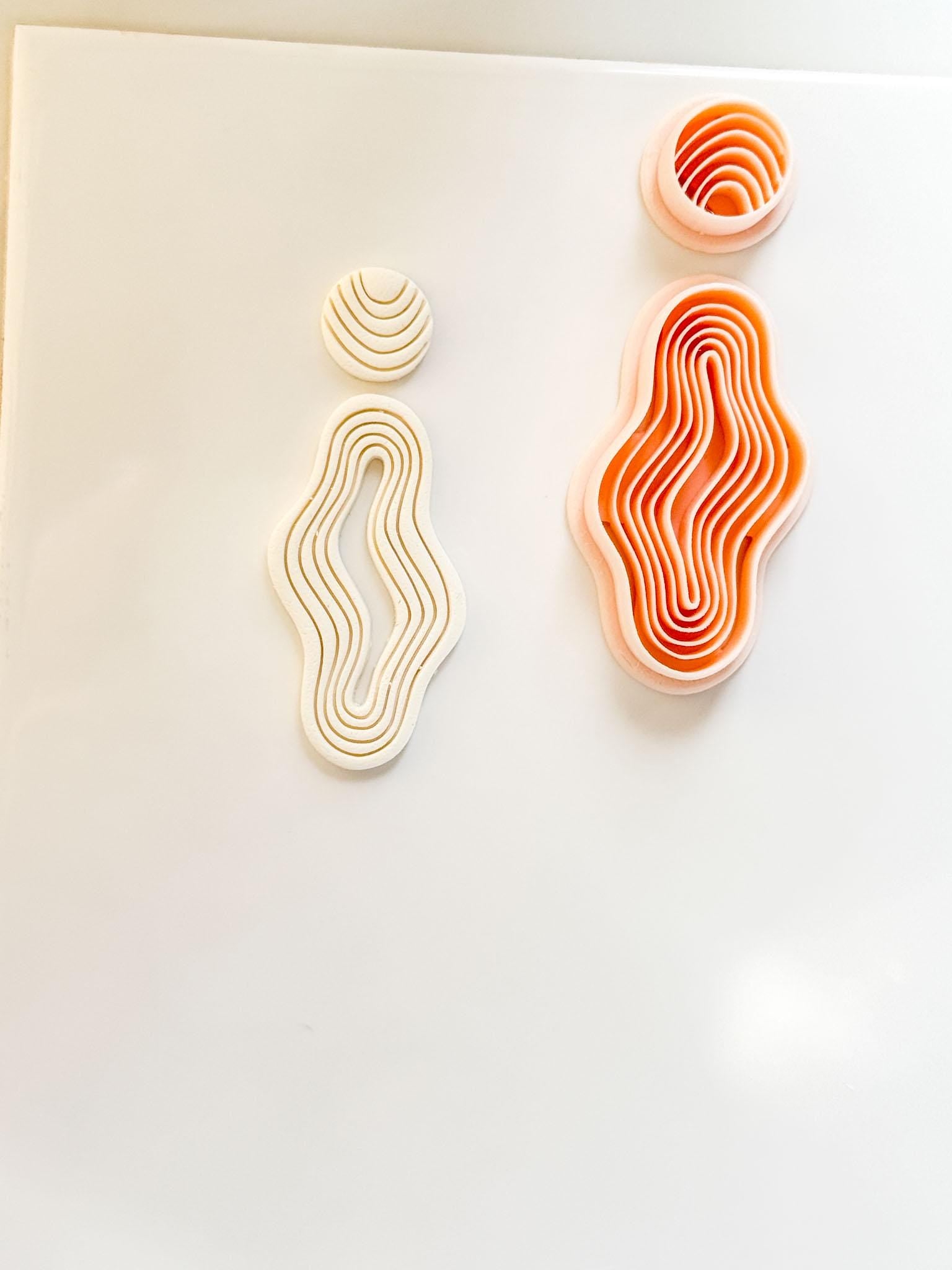 Lira Ripple Cutter: Organic Wavy Earring Shape for Polymer Clay