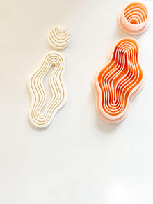 Lira Ripple Cutter: Organic Wavy Earring Shape for Polymer Clay