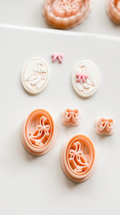 Gubo Goose Oval Cutter: Bird with Bow for Polymer Clay