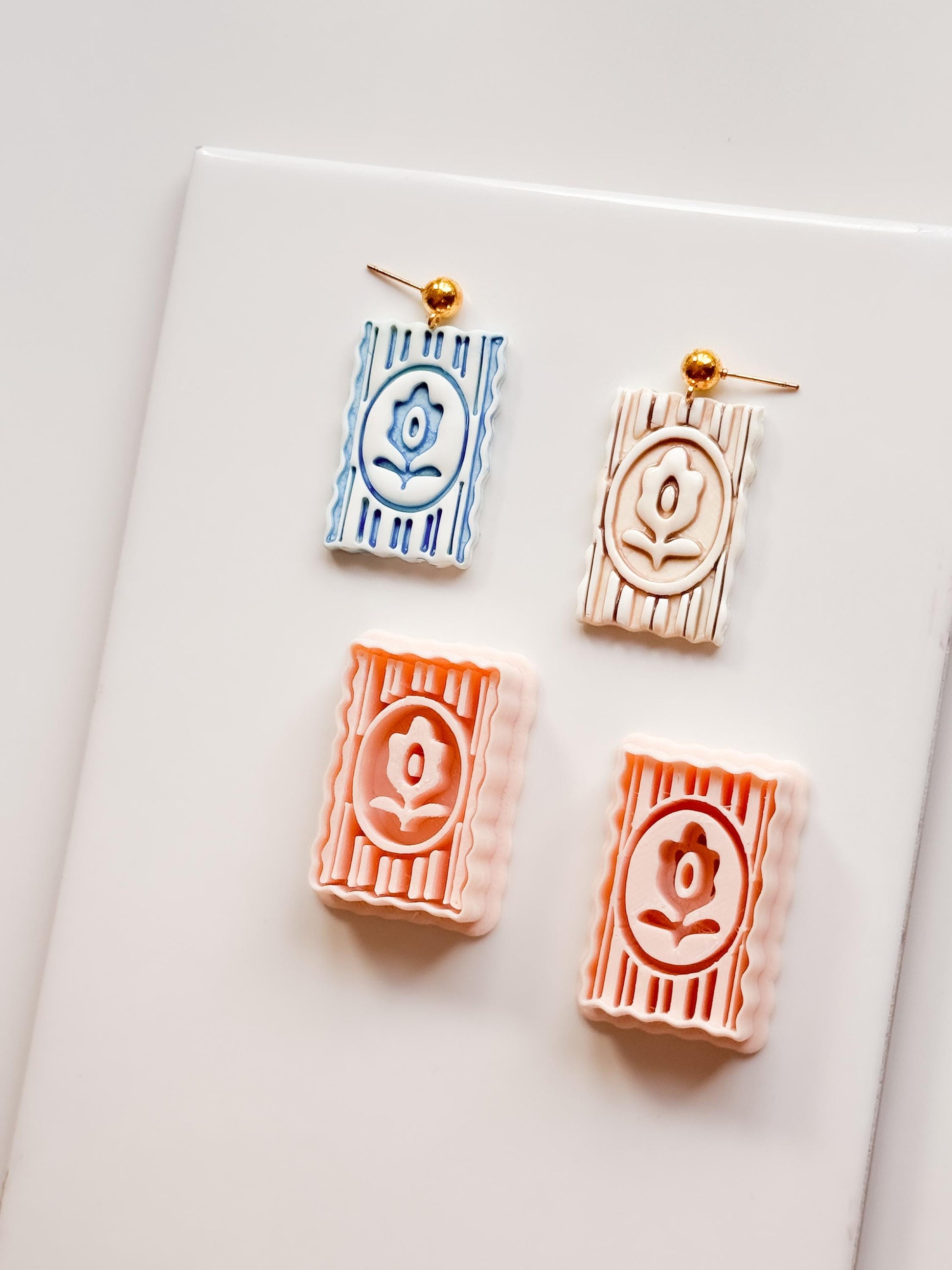 Kiri Stripe Frame Cutter: Scalloped Rectangle Emboss Tool for Polymer Clay