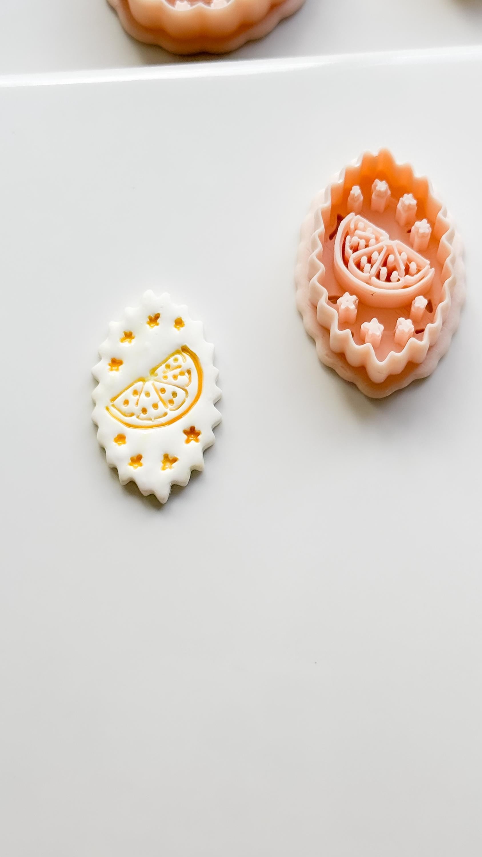 Nixi Citrus Slice Frame Cutter: Oval Shape Lemon for Polymer Clay