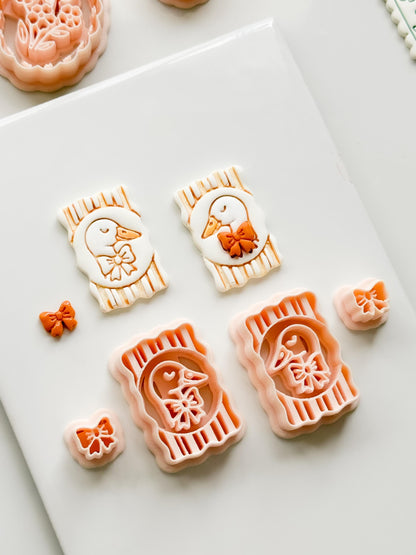 Poki Duck Frame Cutter: Striped Rectangle Polymer Clay