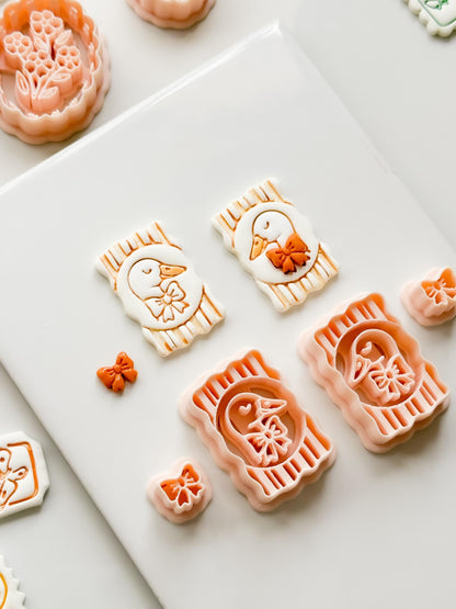 Poki Duck Frame Cutter: Striped Rectangle Polymer Clay