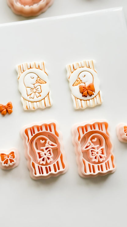 Poki Duck Frame Cutter: Striped Rectangle Polymer Clay