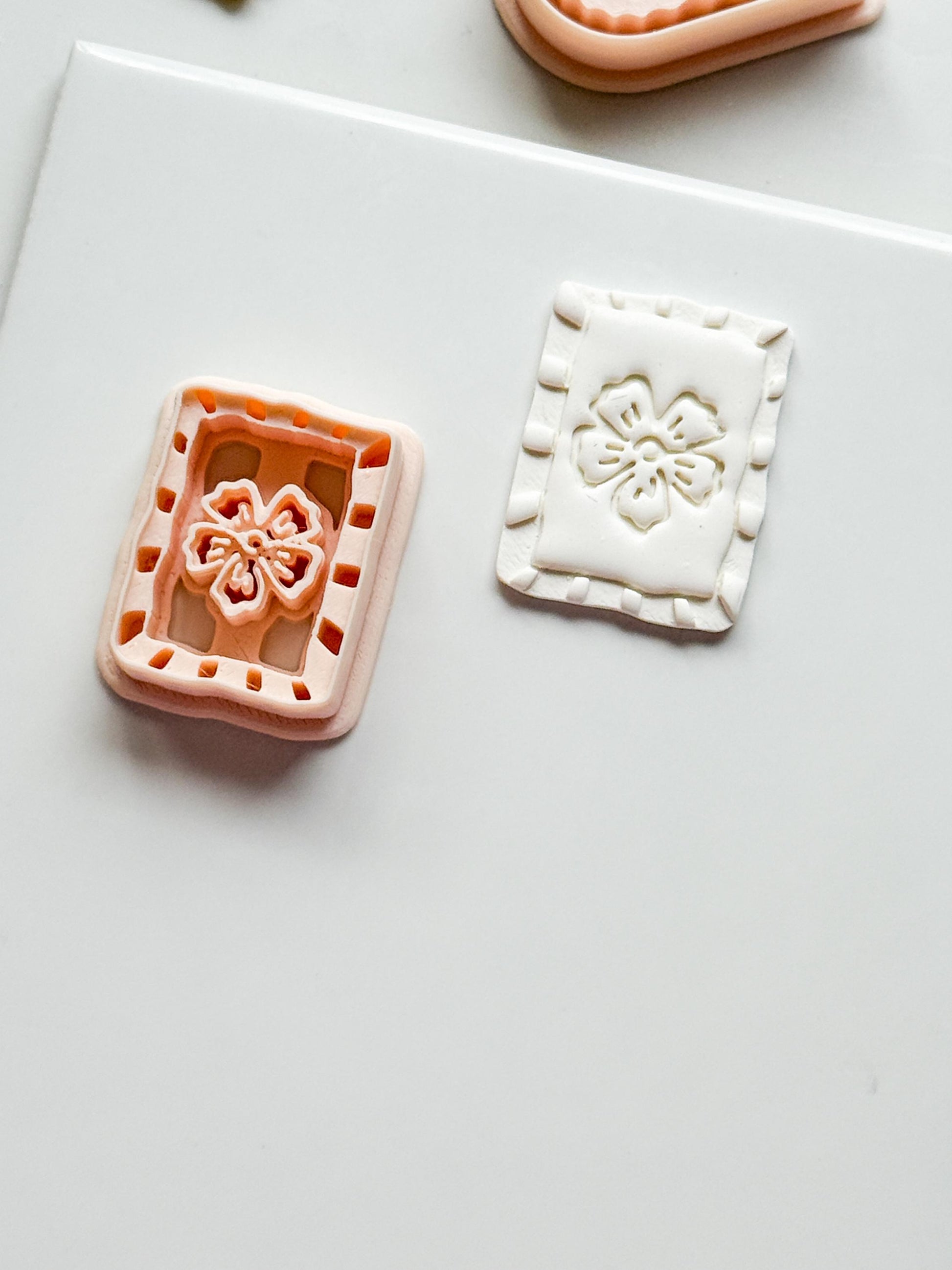 Sari Stripe Frame Cutter: Rectangular Floral Shape for Polymer Clay