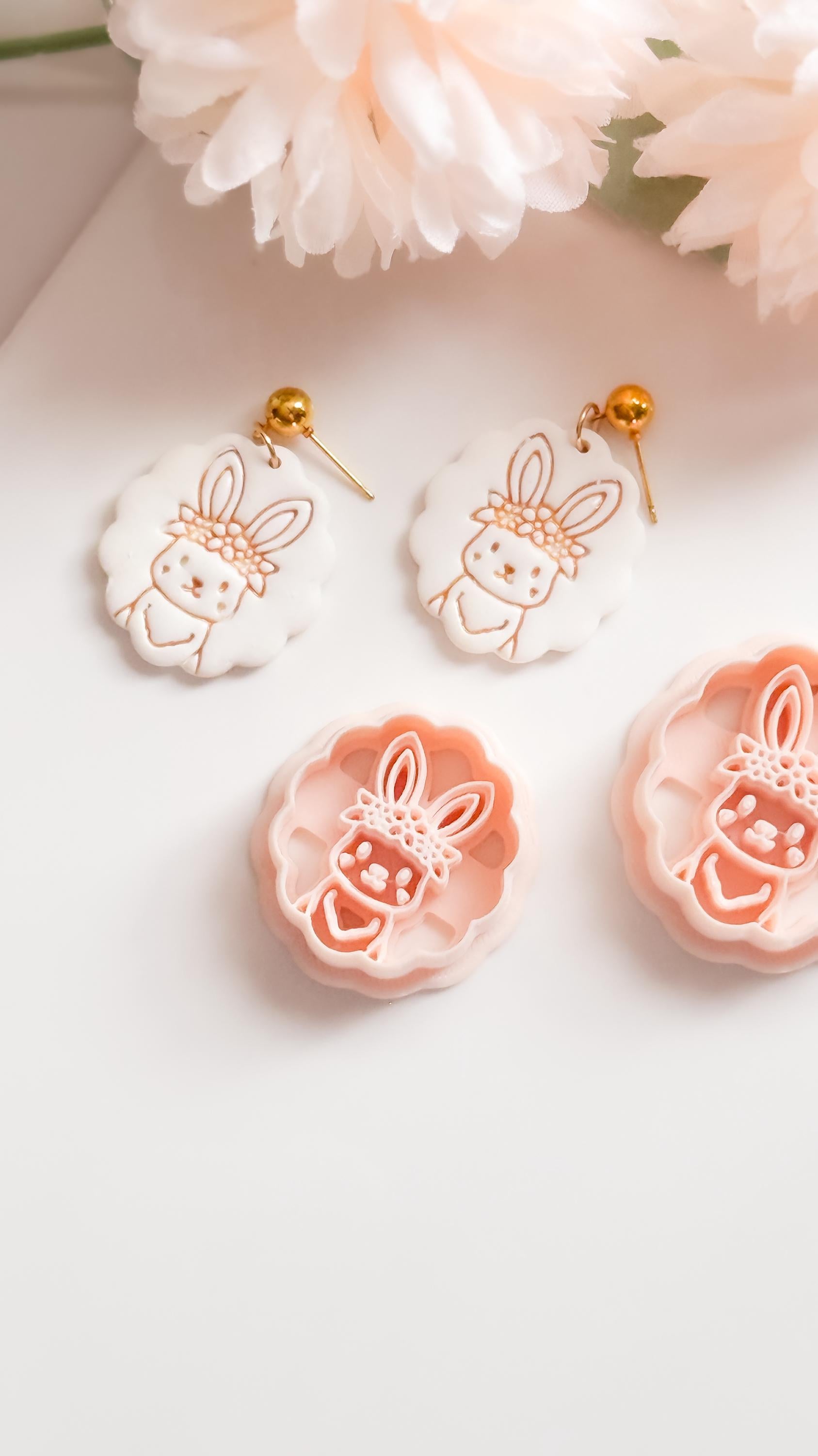 Daisy Bunny Polymer Clay Cutter: Scalloped Edge Floral Rabbit