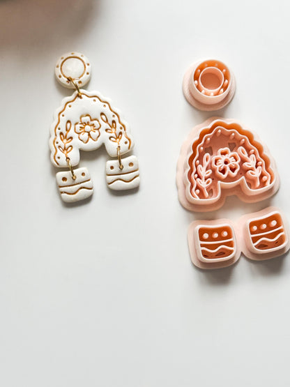 Folk Floral Arch Polymer Clay Cutter: Botanical Rainbow Embosser