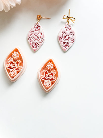 Tia Bird Polymer Clay Cutter: Folk Art Songbird Embosser