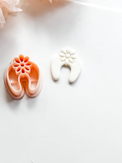 Arch Lila Clay Cutter: Floral U-Shape Design for Polymer Clay Jewelry