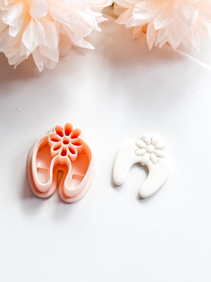 Arch Lila Clay Cutter: Floral U-Shape Design for Polymer Clay Jewelry