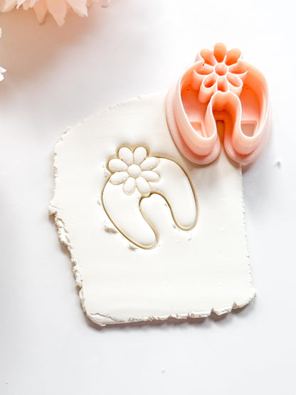 Arch Lila Clay Cutter: Floral U-Shape Design for Polymer Clay Jewelry