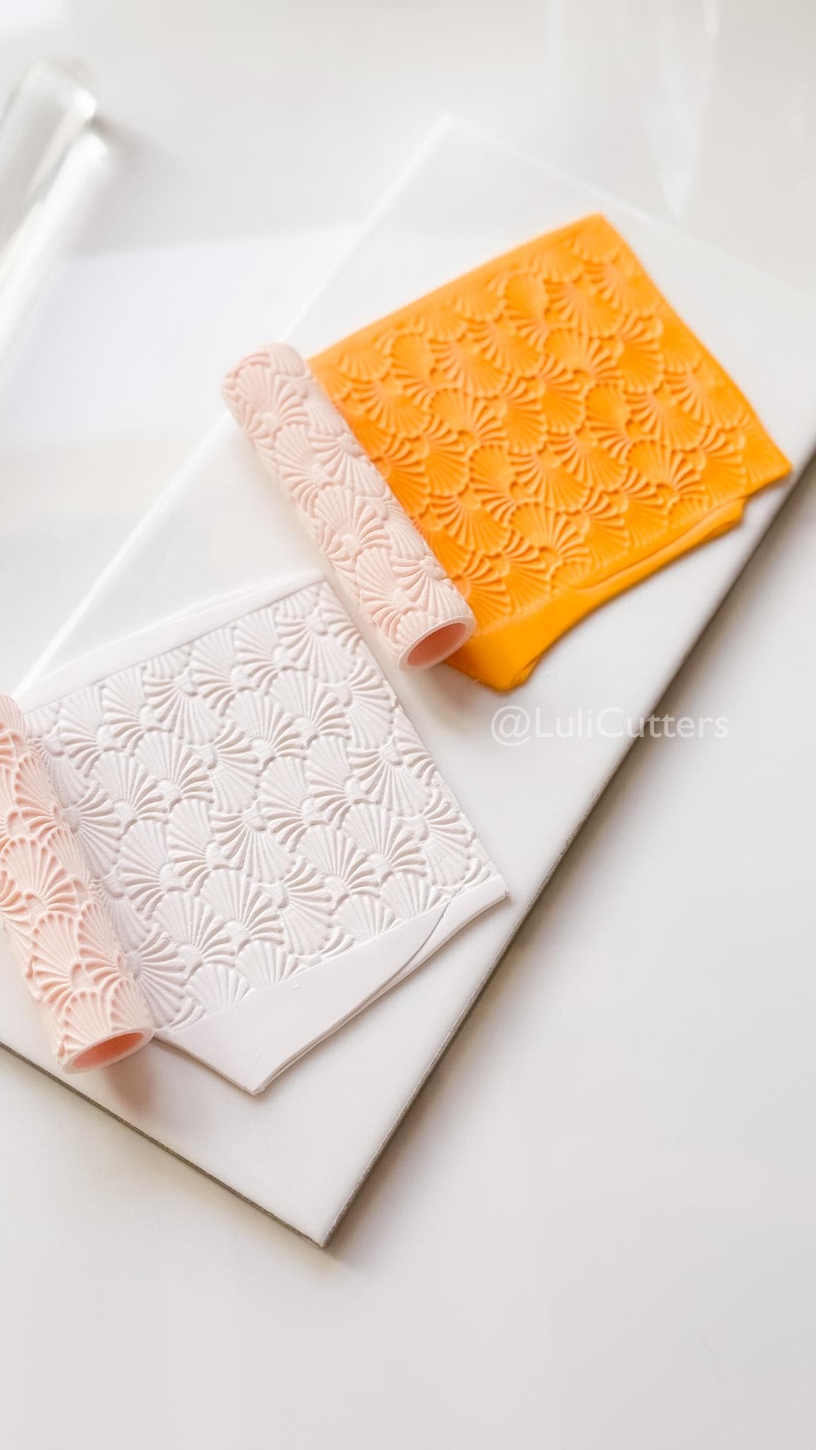 Talavera Rollers: Emboss & Deboss Floral Fan Texture for Polymer Clay