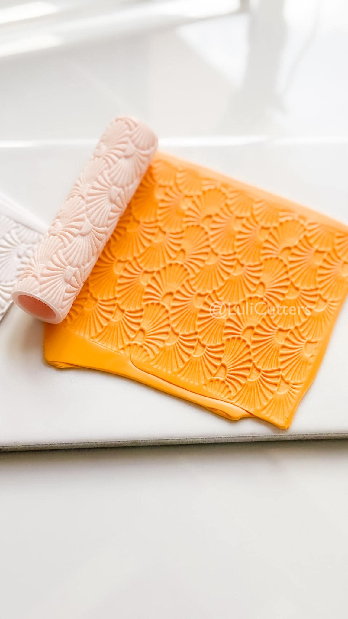 Talavera Rollers: Emboss & Deboss Floral Fan Texture for Polymer Clay