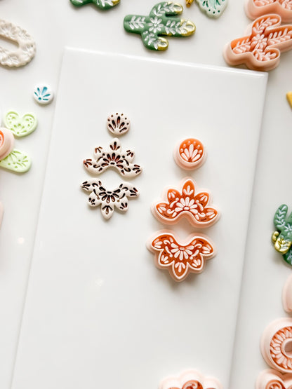 Talavera Cruz Clay Cutter: Floral Fan Shape for Polymer Clay
