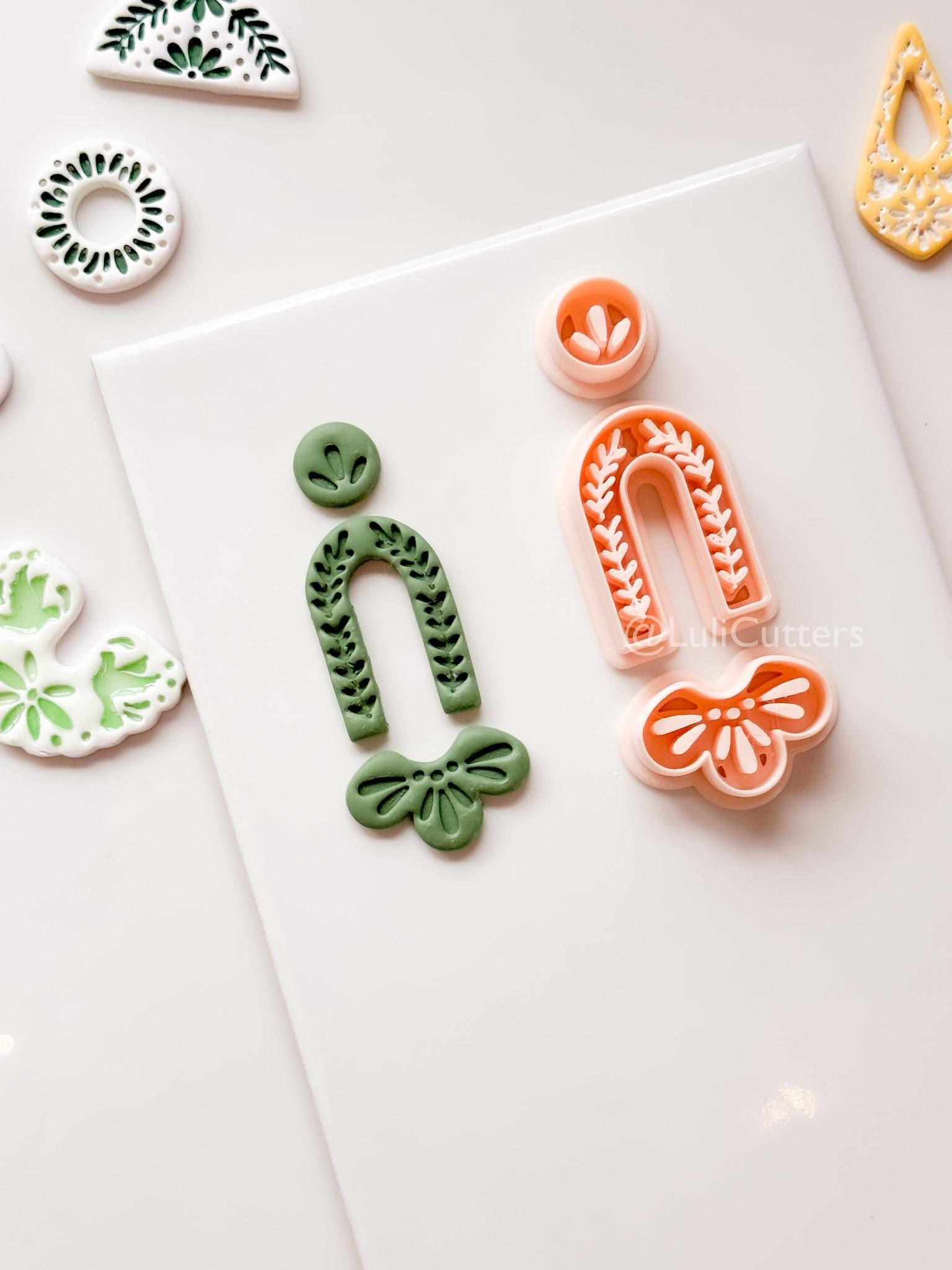 Arco Laurel Clay Cutter: Arch Shape for Polymer Clay