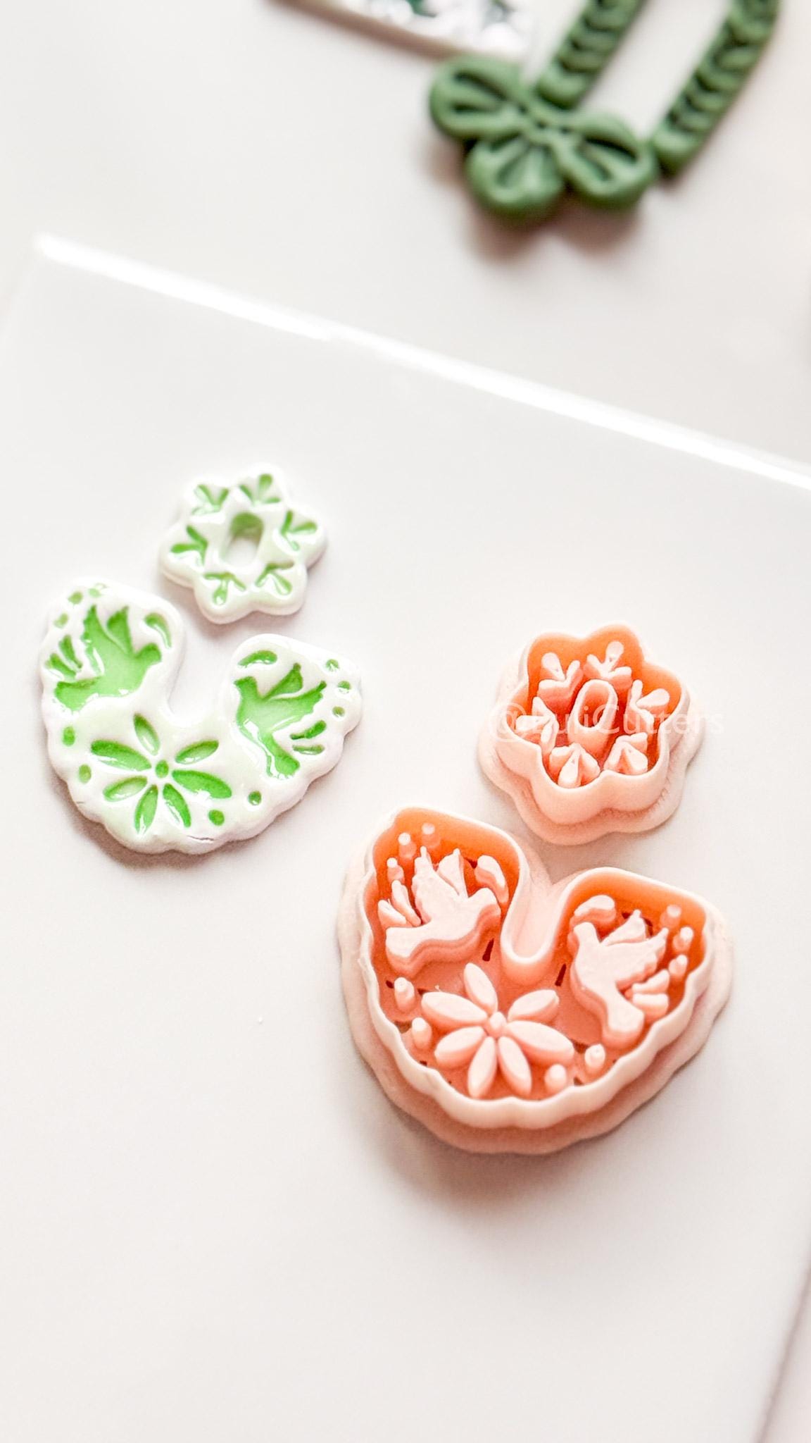 Azulejo Paloma Clay Cutter: Bird and Floral Arch Shape for Polymer Clay