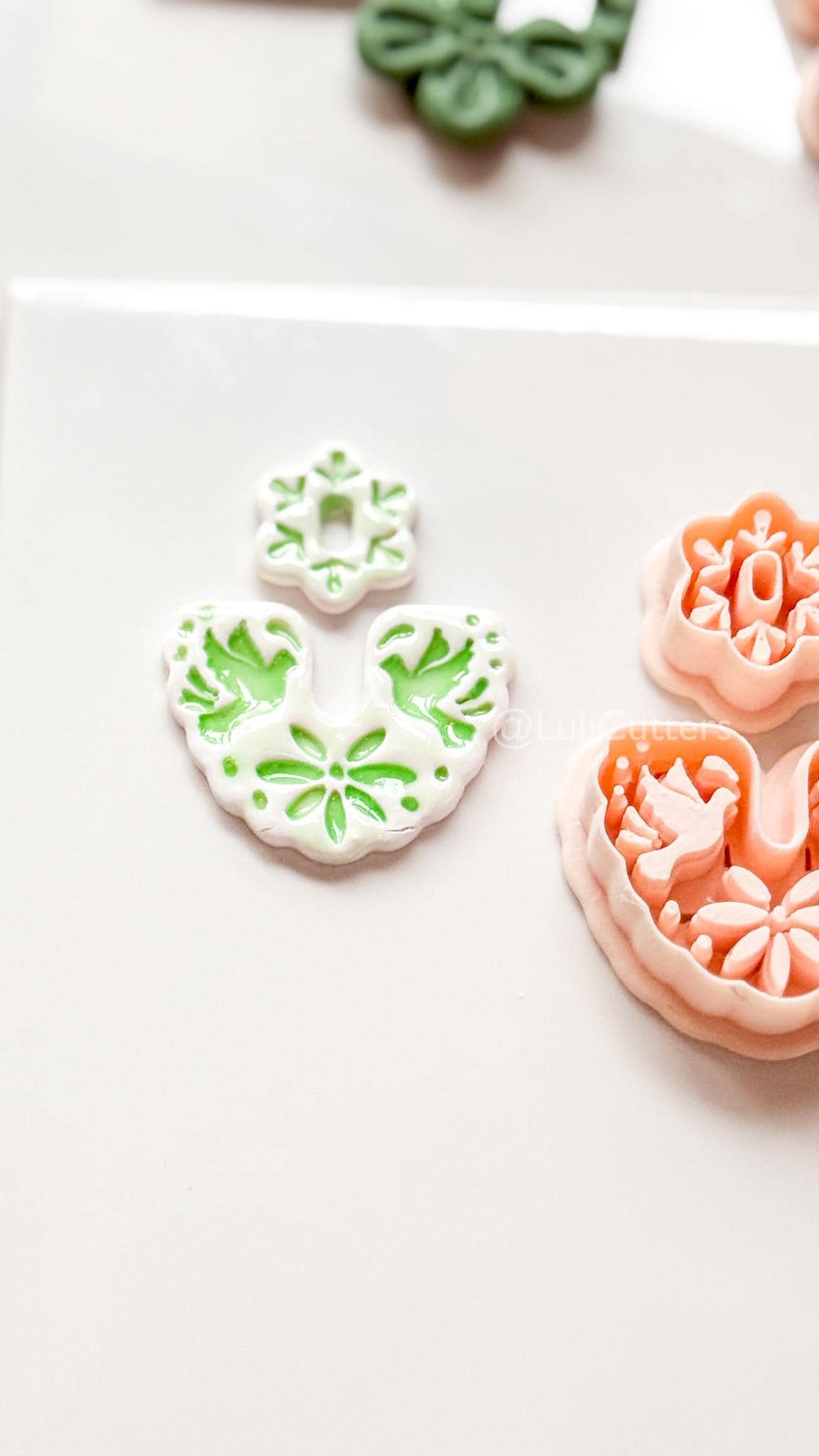 Azulejo Paloma Clay Cutter: Bird and Floral Arch Shape for Polymer Clay