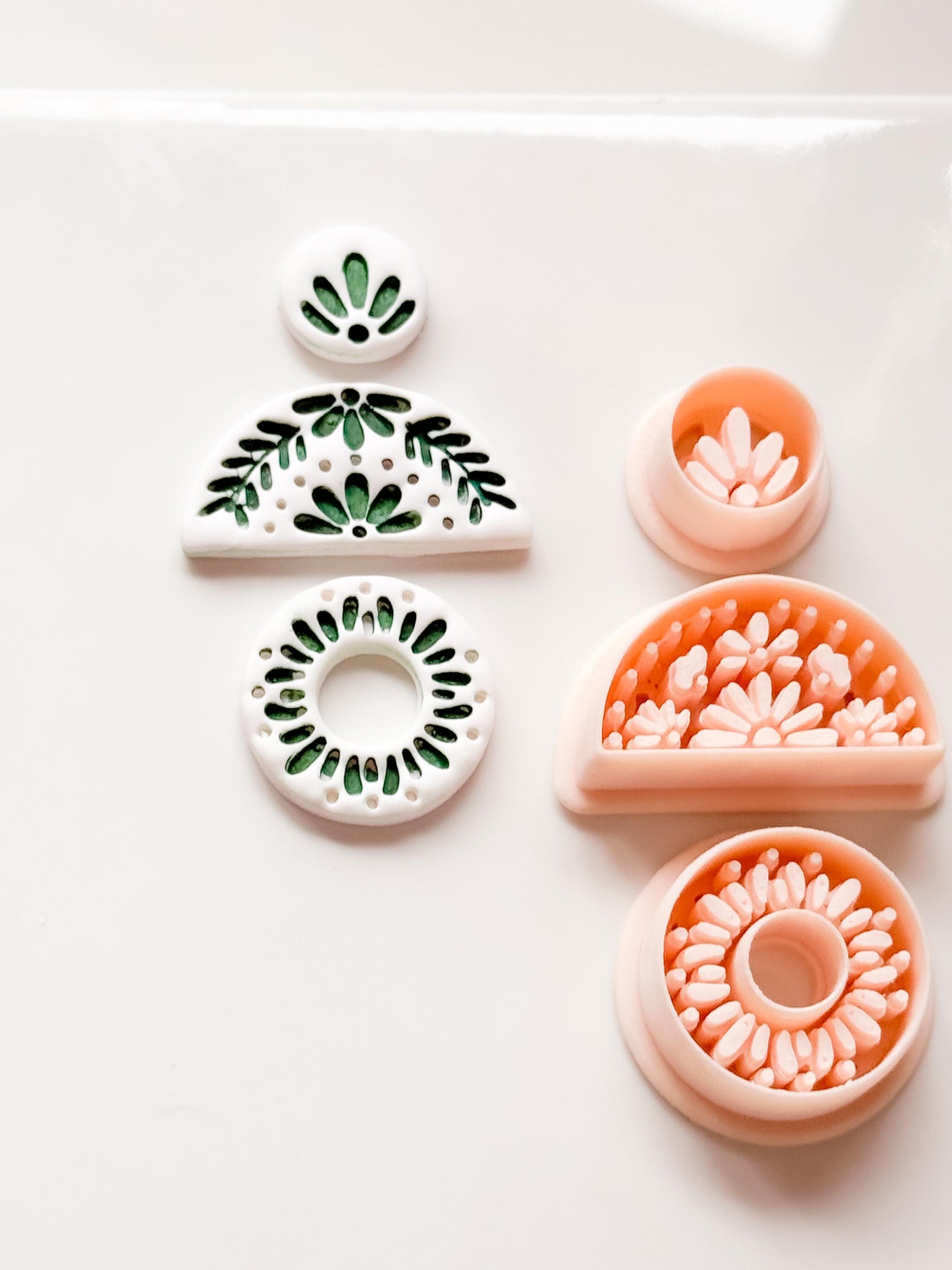 Casa Flor Cutter Set: Floral Geometric Shape for Polymer Clay