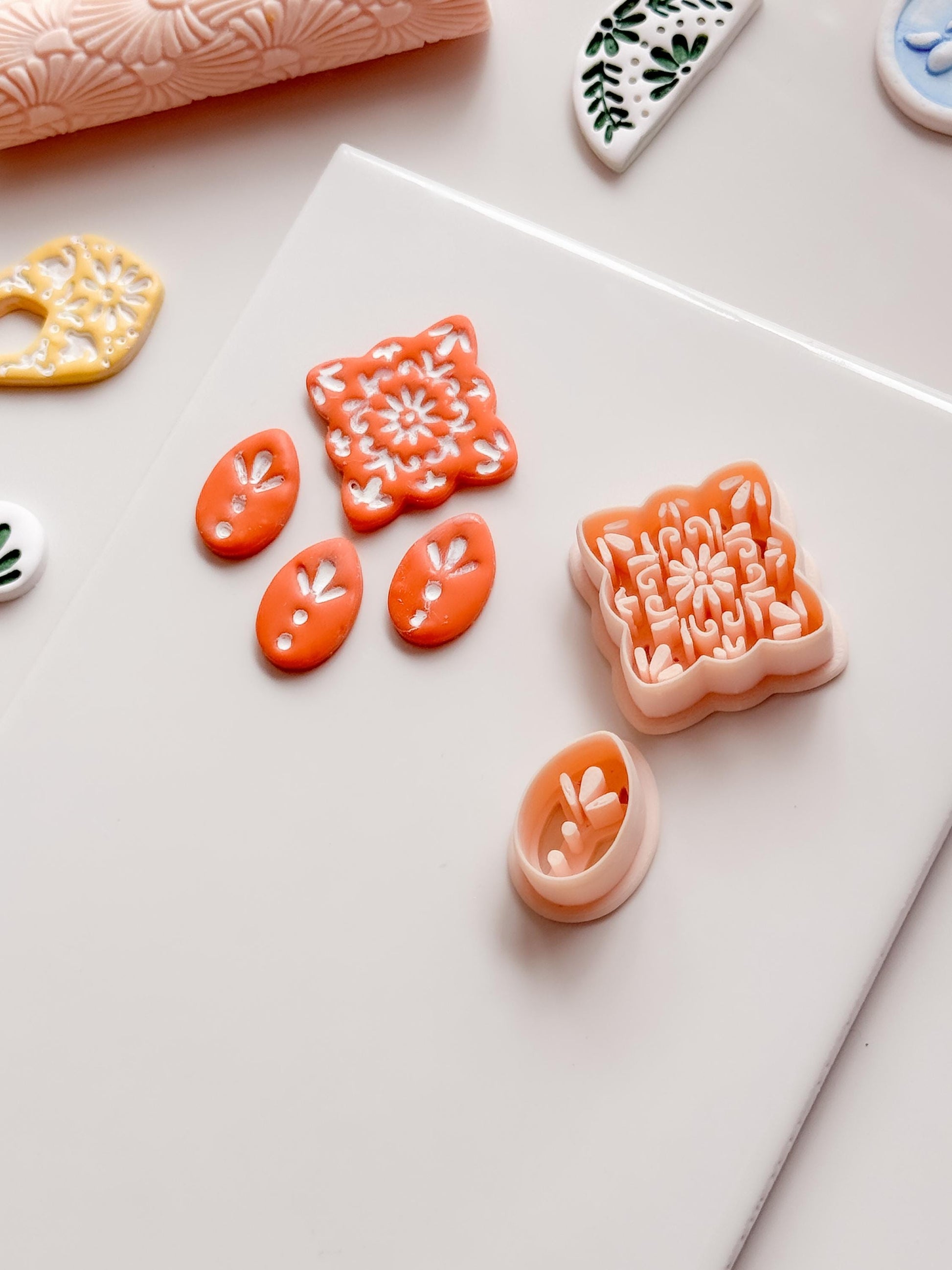 Cruz Talavera Clay Cutter: Quatrefoil Floral Shape for Polymer Clay