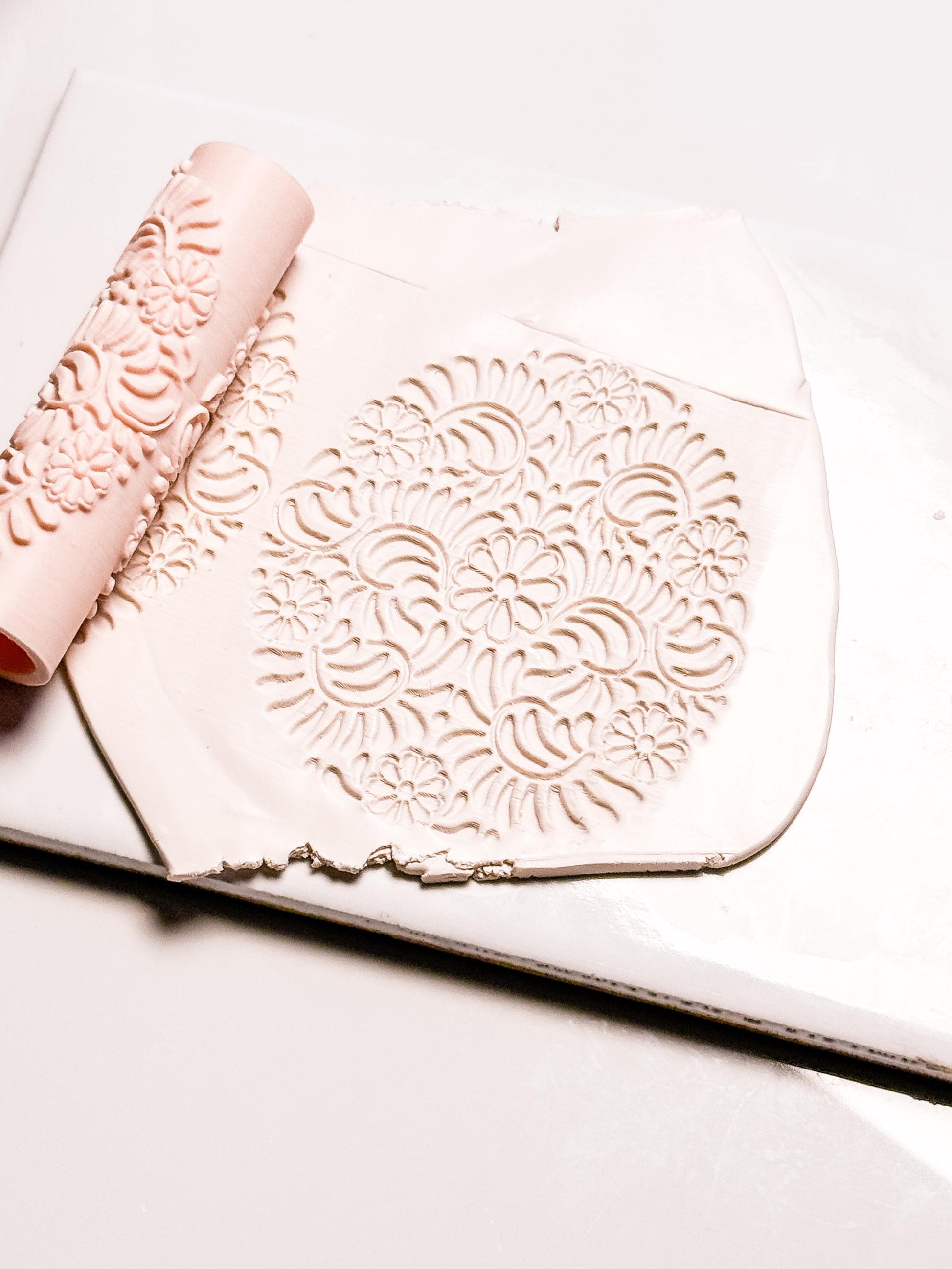 Talavera Tula Roller: Floral Texture Pin for Polymer Clay