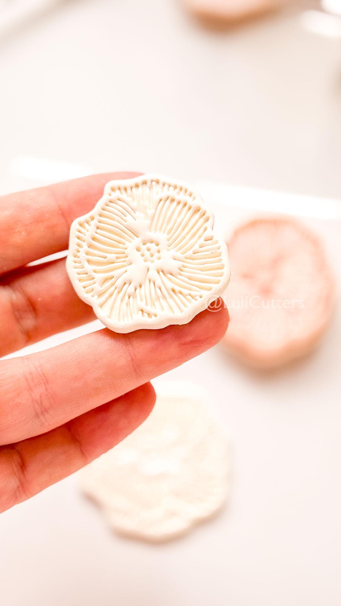 Bloom Dot Clay Cutter for Polymer Clay Earrings