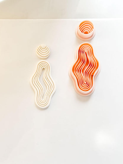 Lira Ripple Cutter: Organic Wavy Earring Shape for Polymer Clay