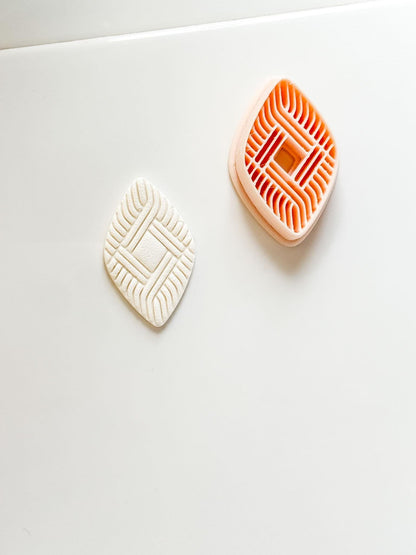 Eris Diamond Weave Cutter: Geometric Polymer Clay Jewelry Tool