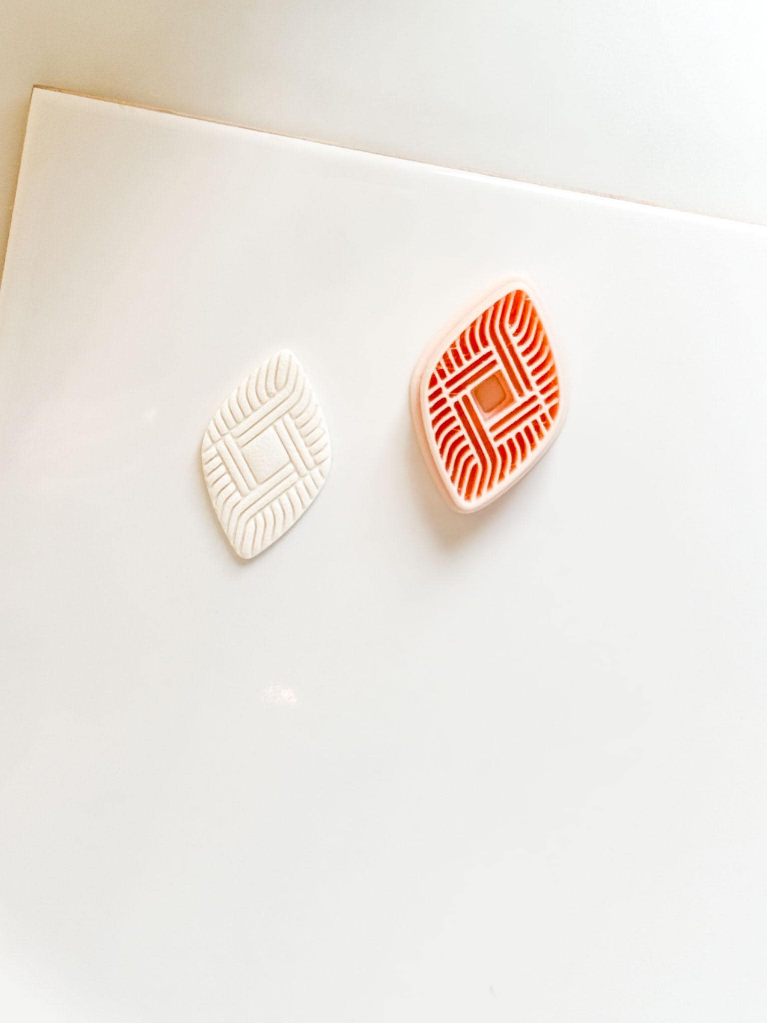 Eris Diamond Weave Cutter: Geometric Polymer Clay Jewelry Tool