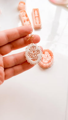 Flori Bloom Cutter: Scalloped Floral Earring Shape for Polymer Clay