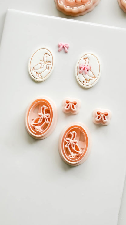 Gubo Goose Oval Cutter: Bird with Bow for Polymer Clay