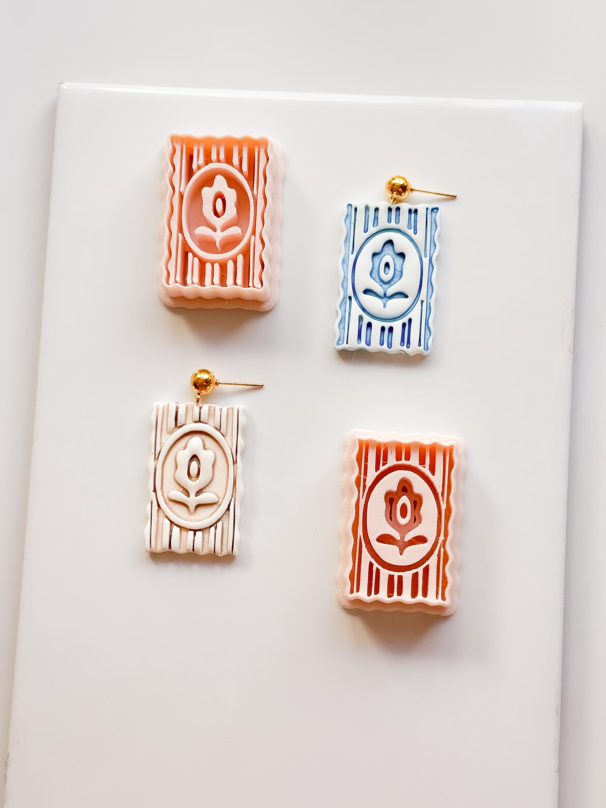 Kiri Stripe Frame Cutter: Scalloped Rectangle Emboss Tool for Polymer Clay