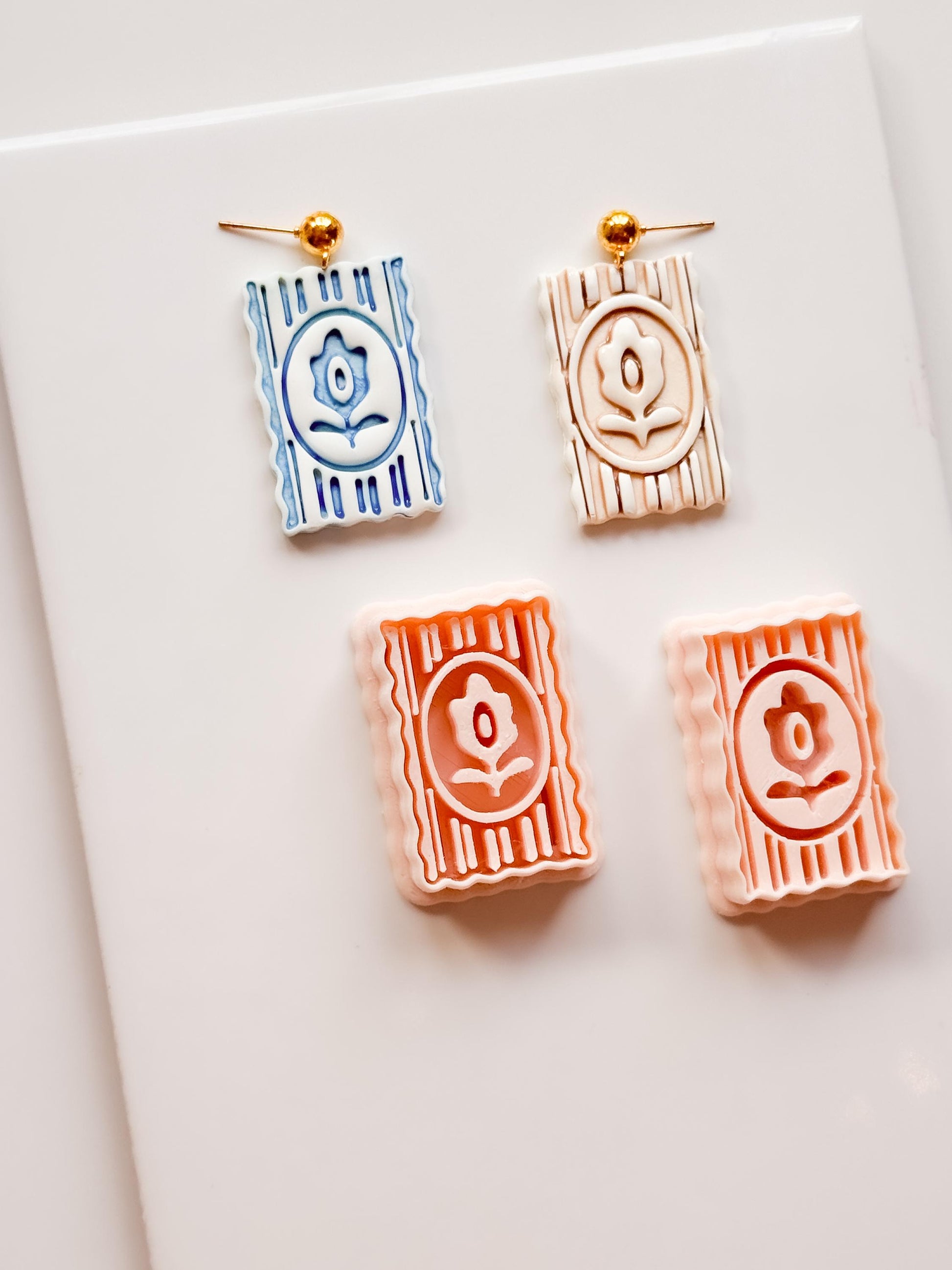 Kiri Stripe Frame Cutter: Scalloped Rectangle Emboss Tool for Polymer Clay