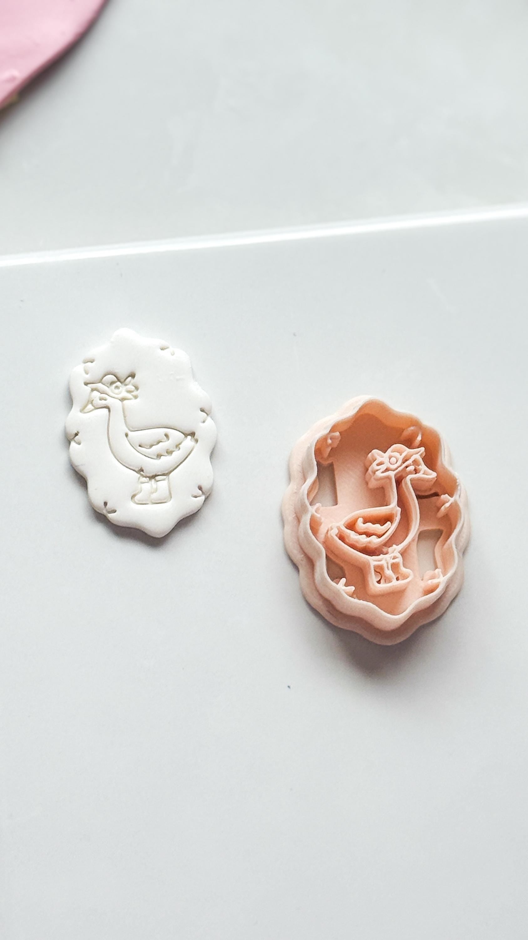 Elio Goose Frame Cutter: Farm Bird with Boots for Polymer Clay