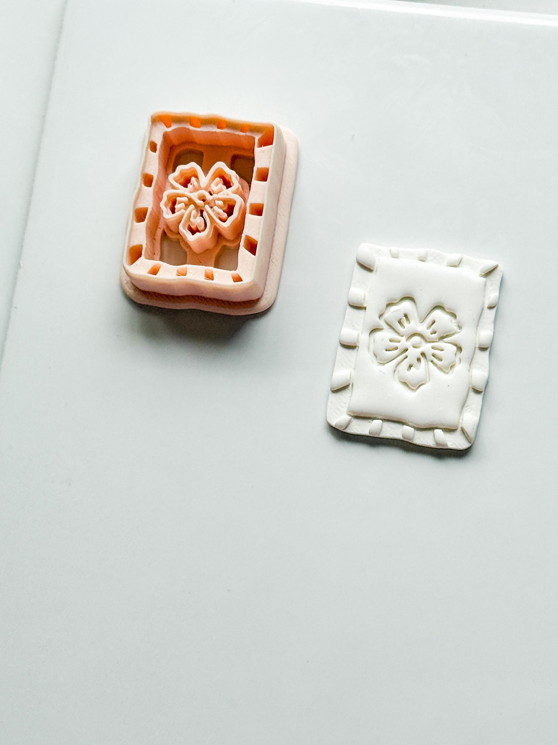 Sari Stripe Frame Cutter: Rectangular Floral Shape for Polymer Clay