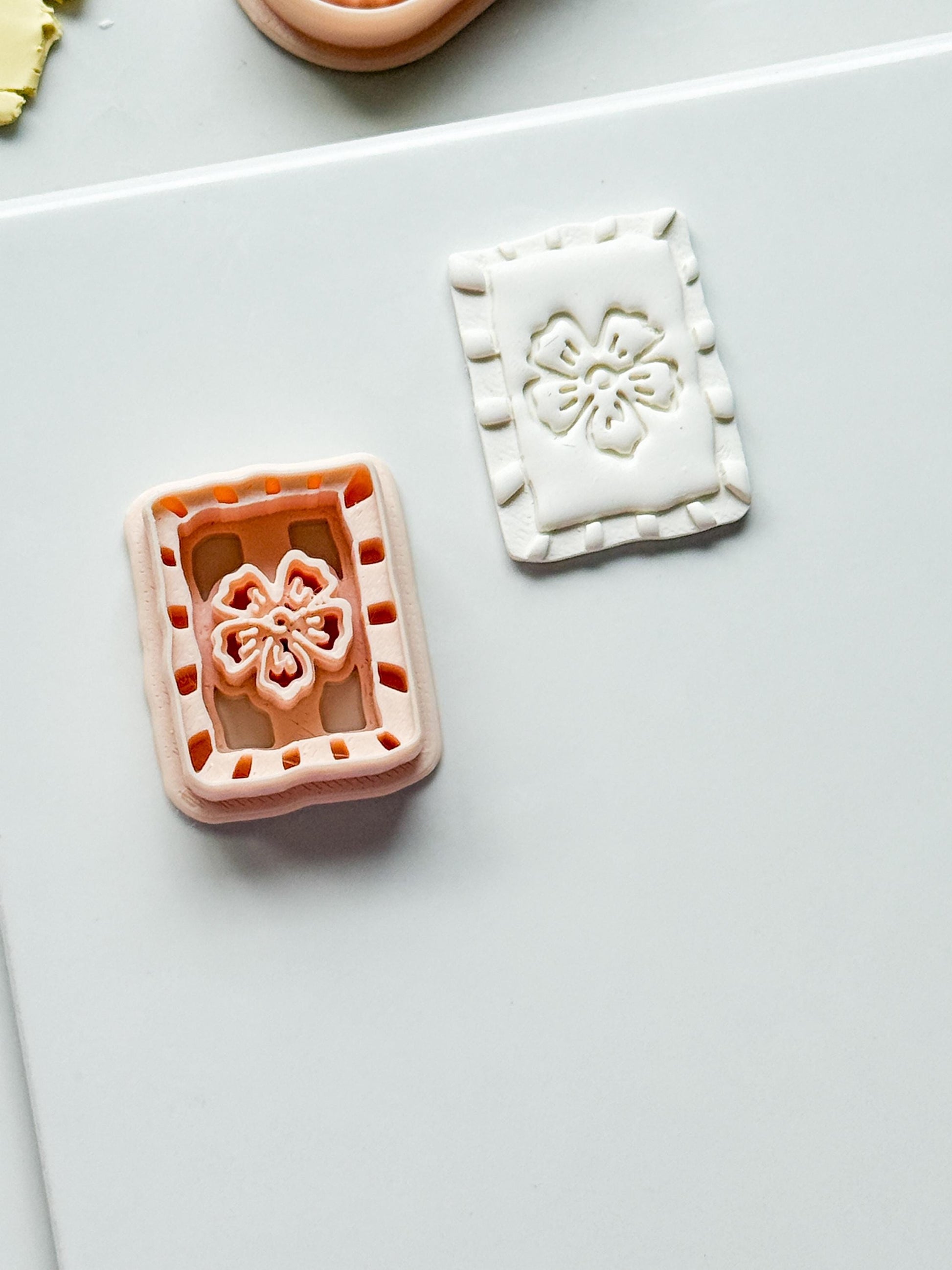 Sari Stripe Frame Cutter: Rectangular Floral Shape for Polymer Clay